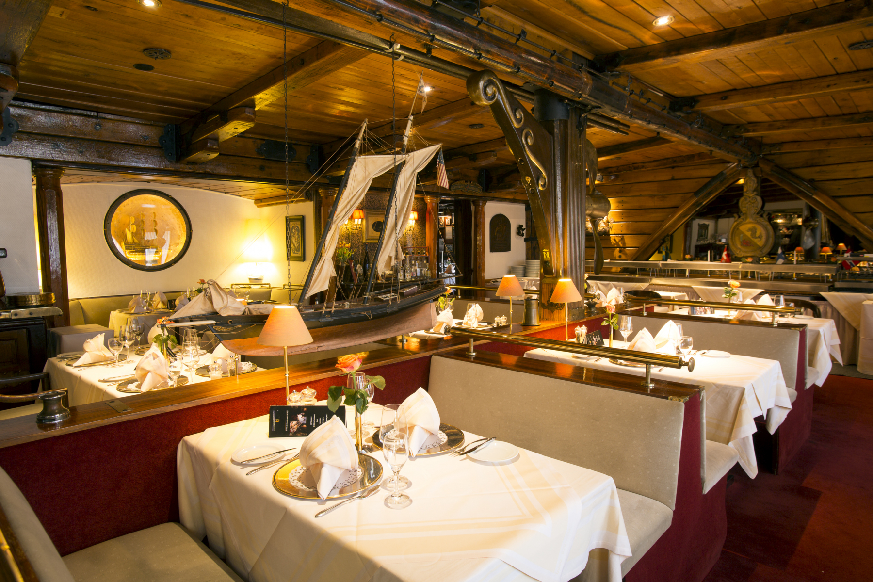 2.-Slider-Natusch-Restaurant-Capt.-Morgan-c-Natusch_Erlebnis-Bremerhaven